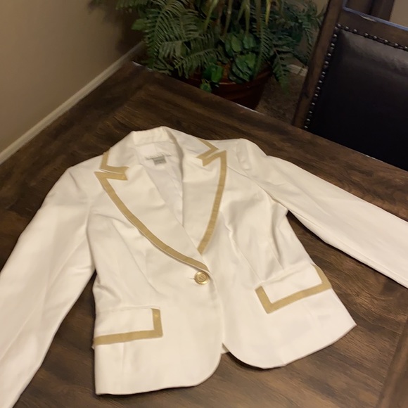 Peter Nygard Jacket - Picture 4 of 13